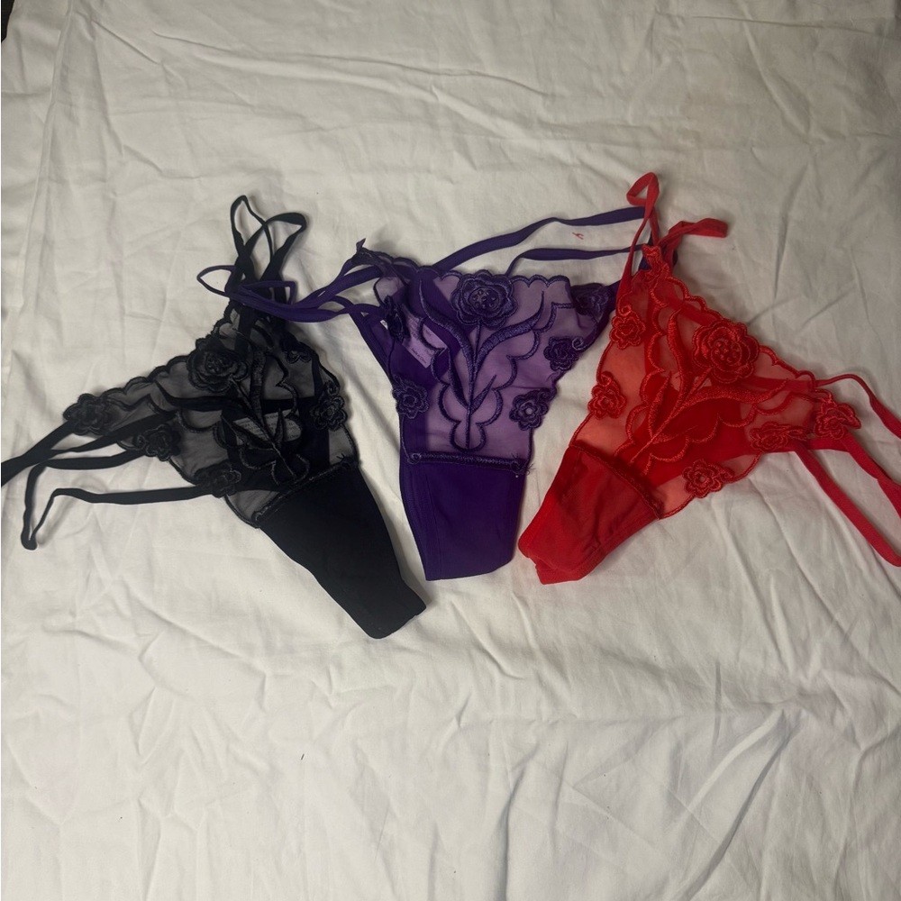 Elegant Lace Lingerie thong Set - Black, Purple,‎ Red Size Xl 3 pair